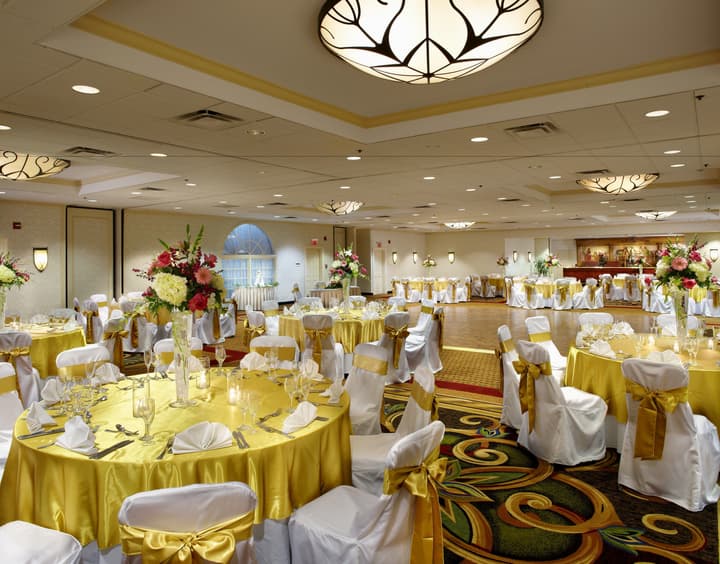 Clinton Inn Hotel & Event Center