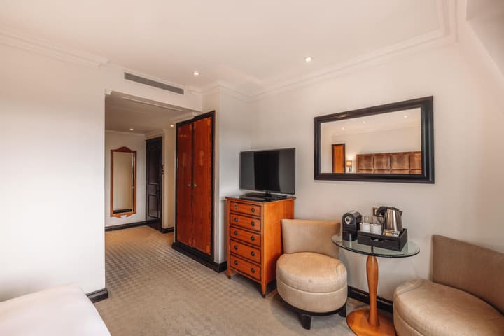 Radisson Blu Hotel, London Leicester Square