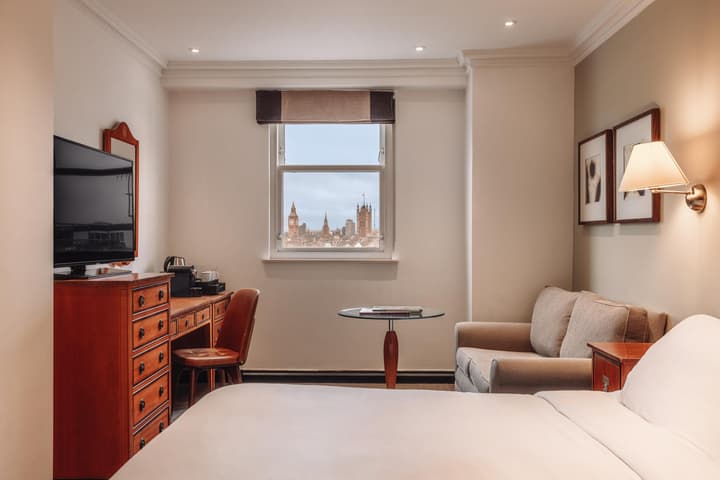 Radisson Blu Hotel, London Leicester Square