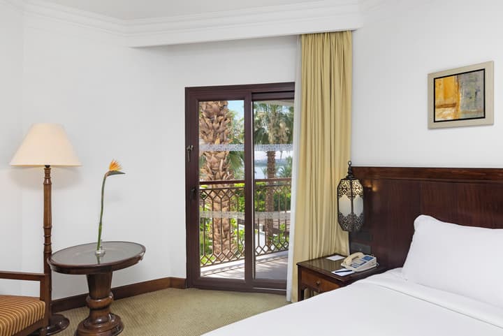 Hilton Luxor Resort & Spa