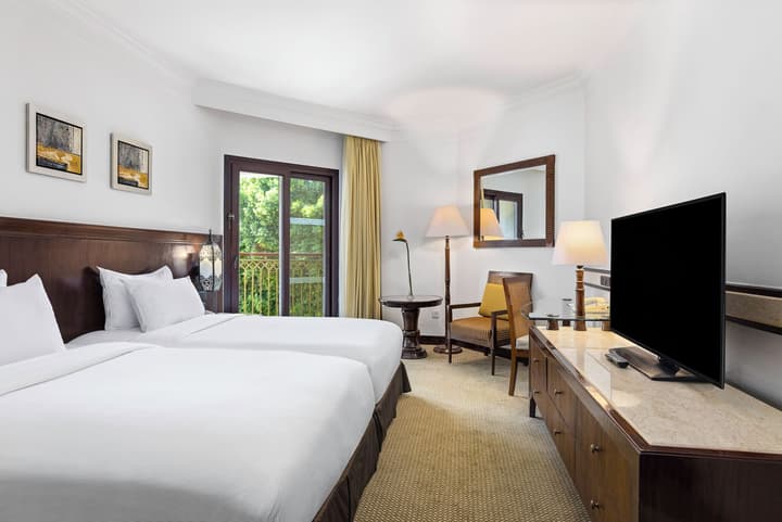 Hilton Luxor Resort & Spa