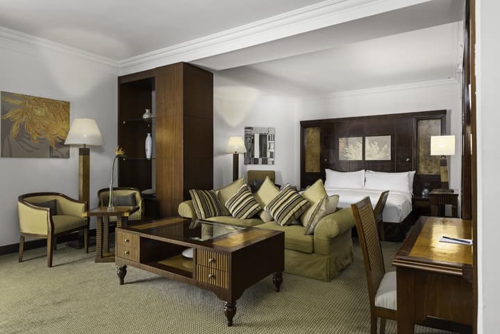 Hilton Luxor Resort & Spa