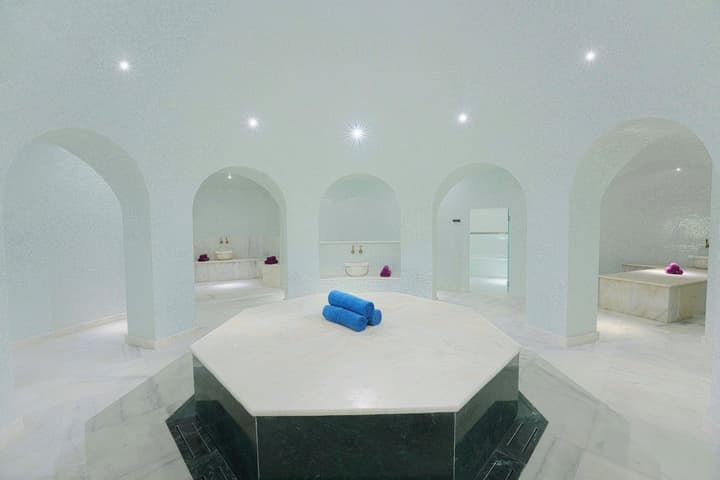 Le Méridien Abu Dhabi Resort