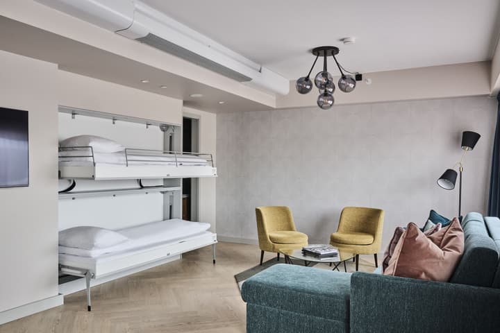 Hotel Caledonien