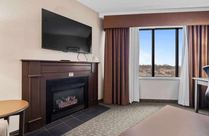 Best Western Plus Cairn Croft Hotel