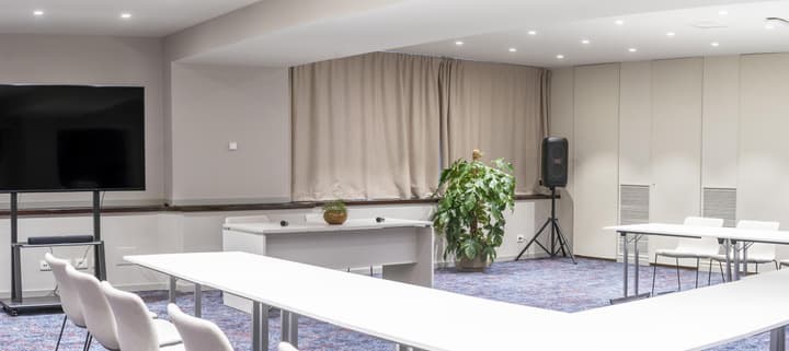 Ambasciatori Hotel Mestre Venice, Tapestry Collection by Hilton