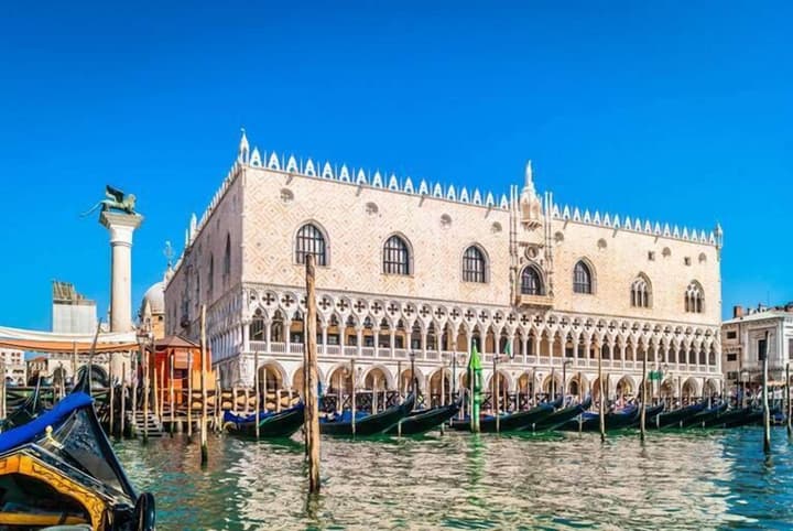 Ambasciatori Hotel Mestre Venice, Tapestry Collection by Hilton