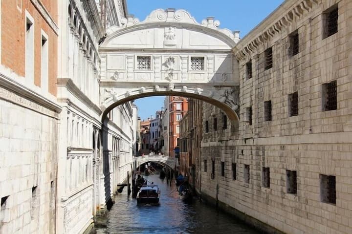 Ambasciatori Hotel Mestre Venice, Tapestry Collection by Hilton