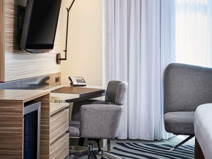 Novotel Toronto North York