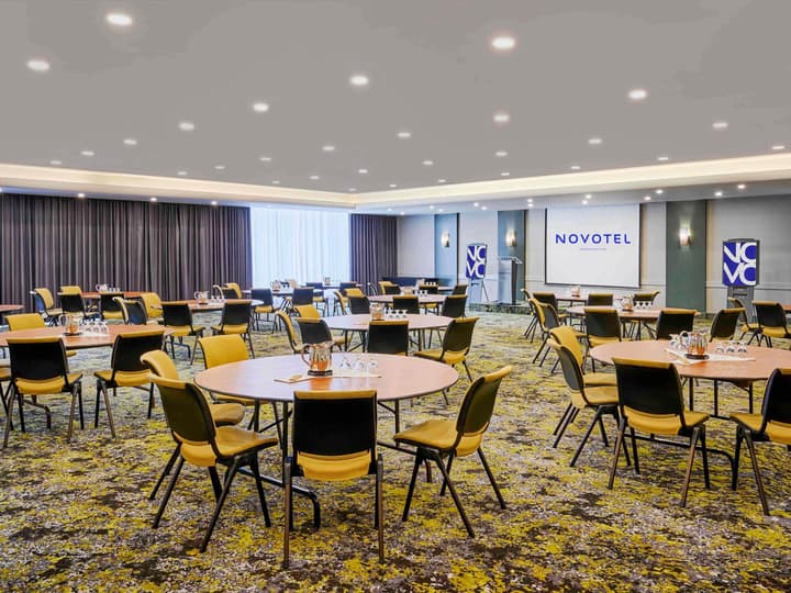 Novotel Toronto North York