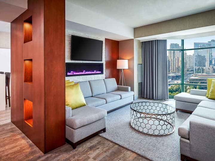 Novotel Toronto North York