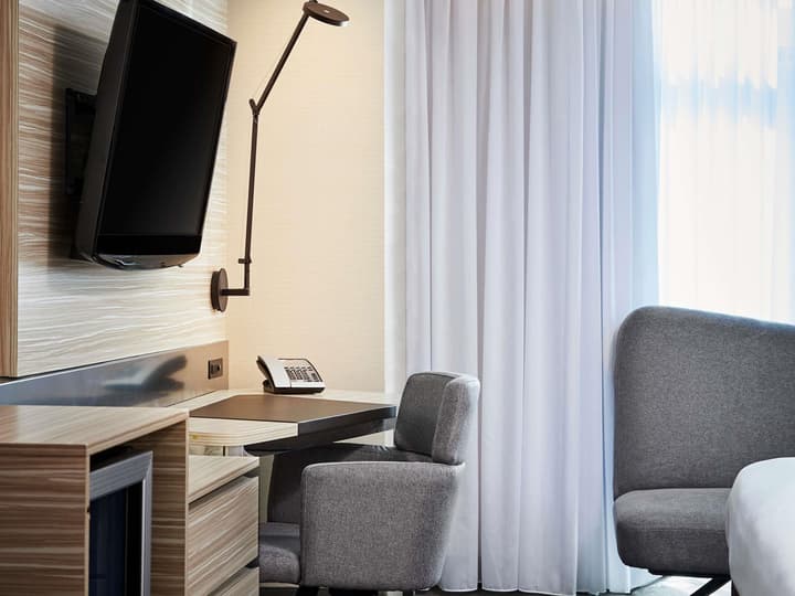 Novotel Toronto North York