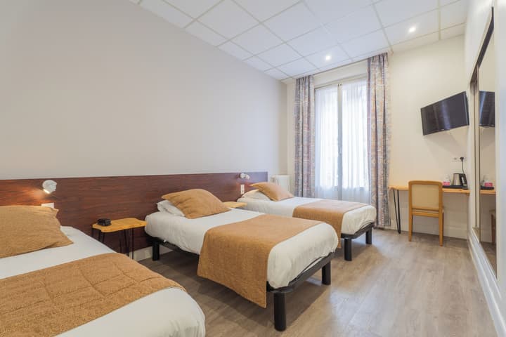 Hotel Busby