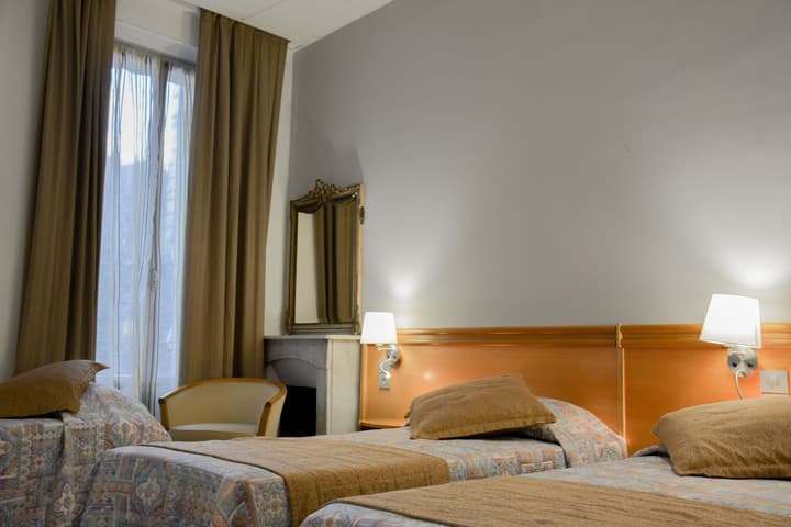 Hotel Busby