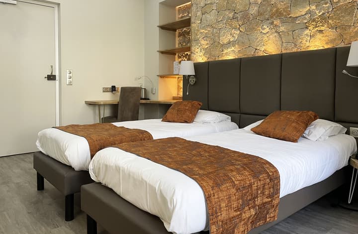 Hotel Busby