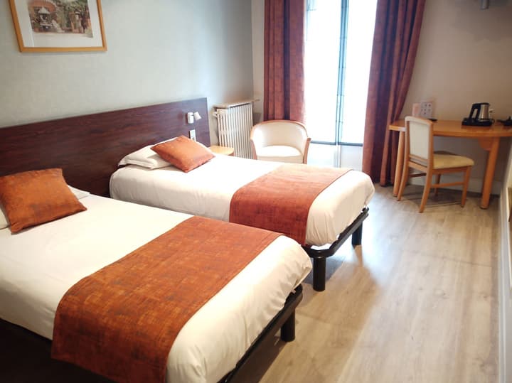 Hotel Busby