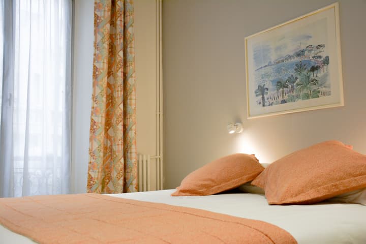 Hotel Busby