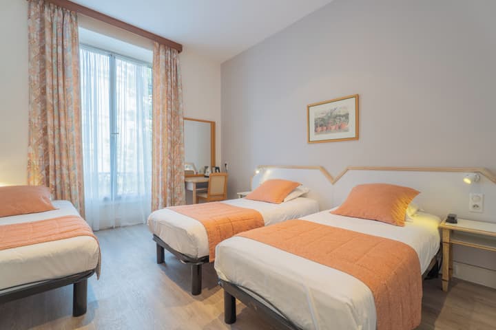 Hotel Busby