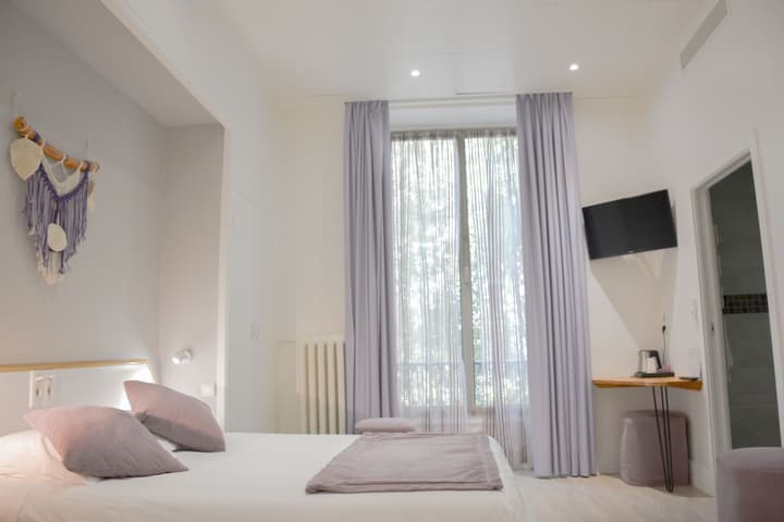Hotel Busby