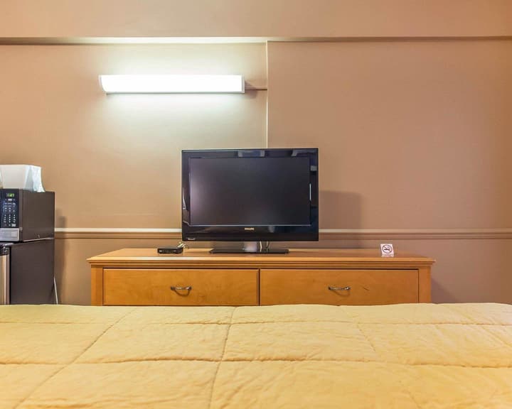 Econo Lodge Downtown Ottawa