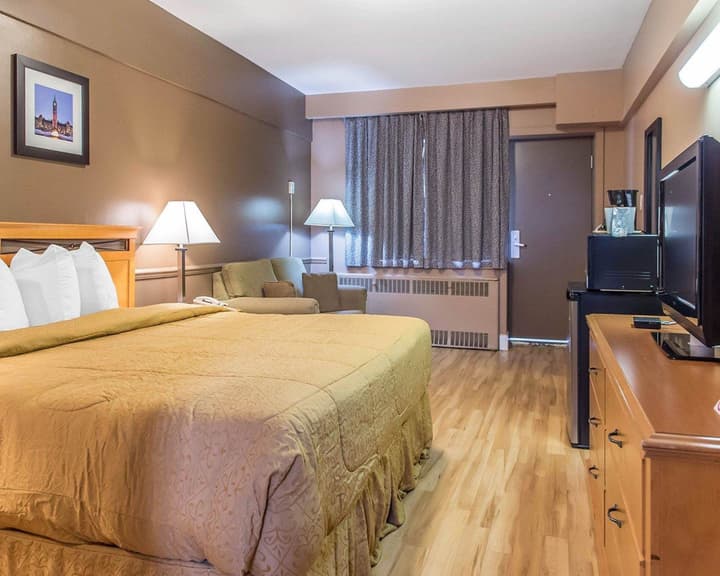 Econo Lodge Downtown Ottawa