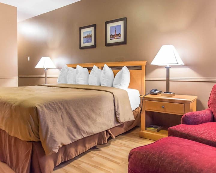 Econo Lodge Downtown Ottawa