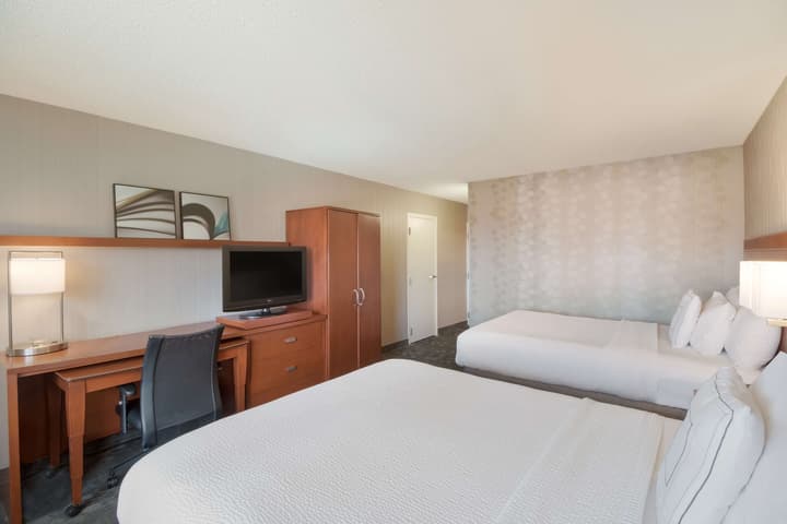 Sonesta Select Huntington Beach Fountain Valley