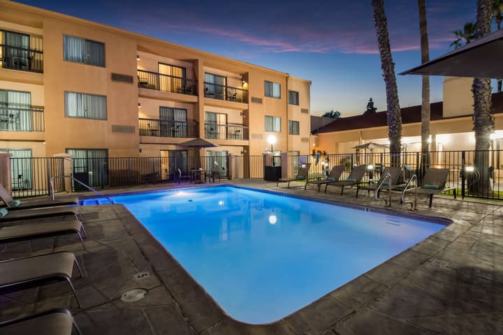 Sonesta Select Huntington Beach Fountain Valley