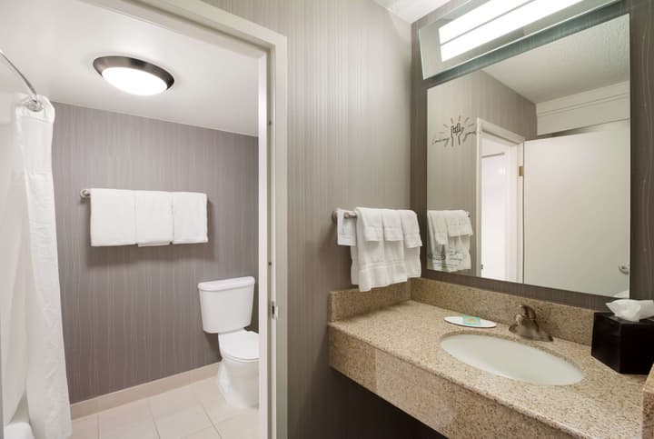 Sonesta Select Huntington Beach Fountain Valley