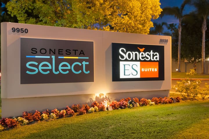 Sonesta Select Huntington Beach Fountain Valley