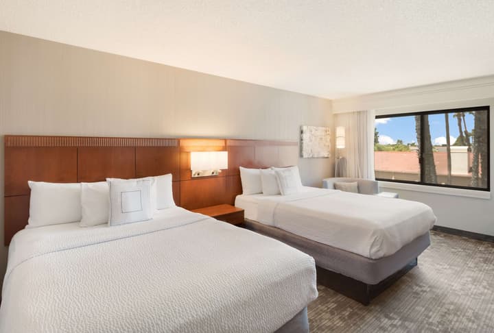 Sonesta Select Huntington Beach Fountain Valley