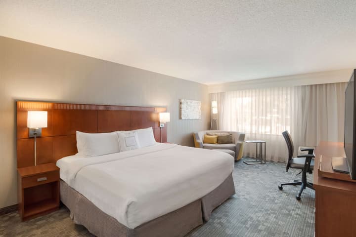 Sonesta Select Huntington Beach Fountain Valley