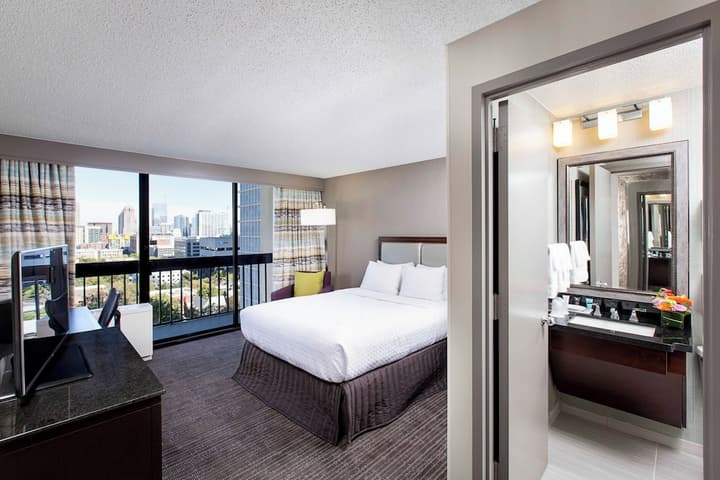 Crowne Plaza Atlanta - Midtown