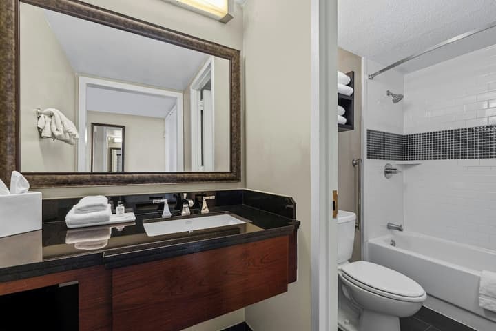 Crowne Plaza Atlanta - Midtown