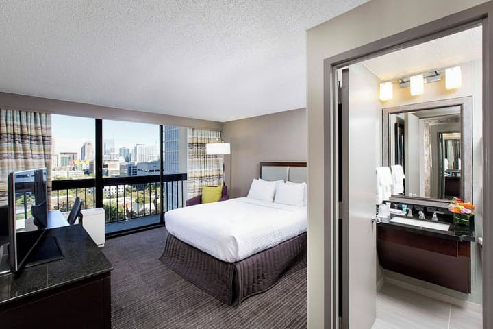 Crowne Plaza Atlanta - Midtown