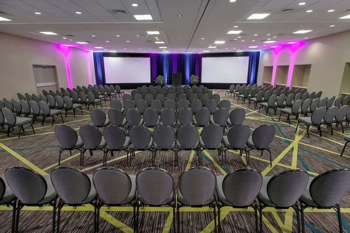 Crowne Plaza Atlanta - Midtown