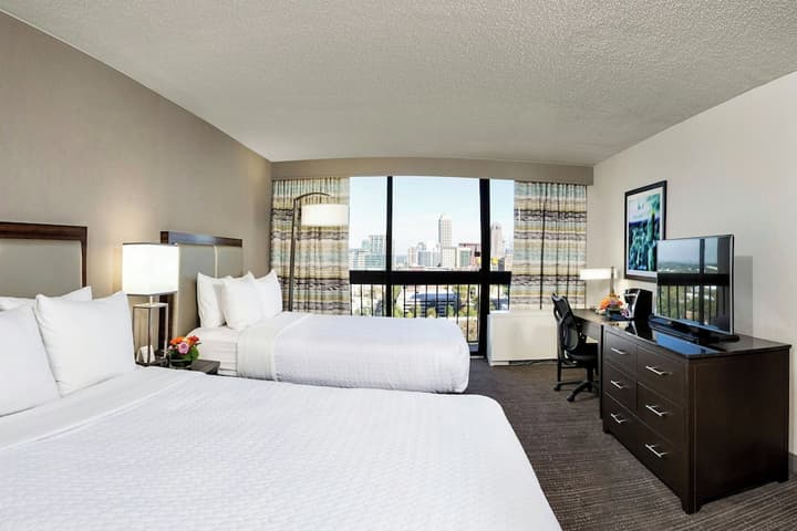 Crowne Plaza Atlanta - Midtown