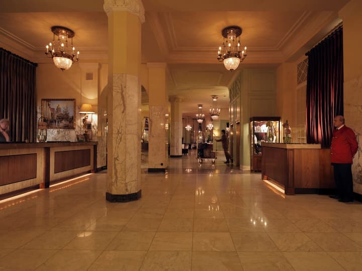 Hotel Astoria