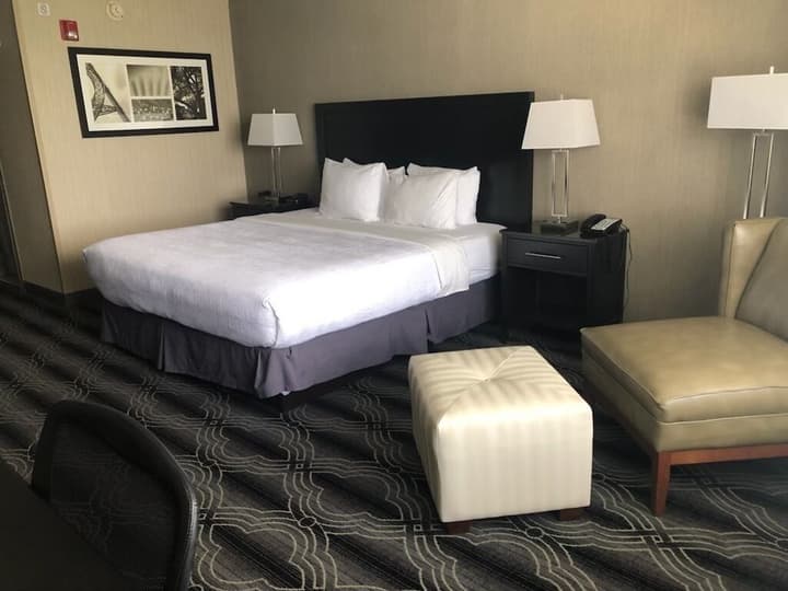 The Grand Laurel Hotel - Philadelphia