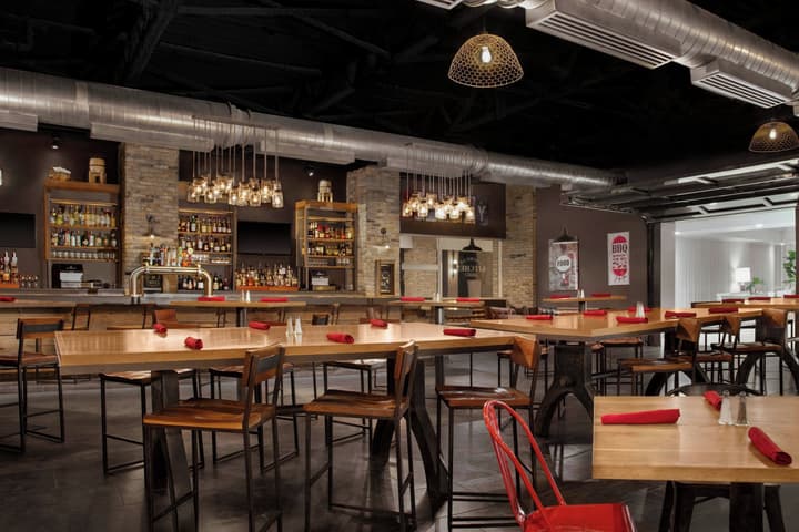 Renaissance Orlando Resort – Disney Springs® Area