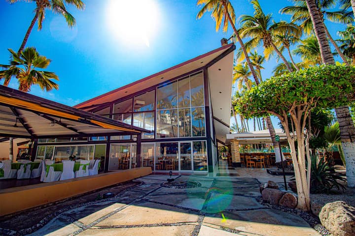 Araiza Palmira Hotel