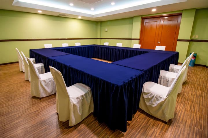 Araiza Palmira Hotel