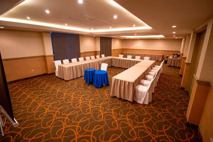 Araiza Palmira Hotel