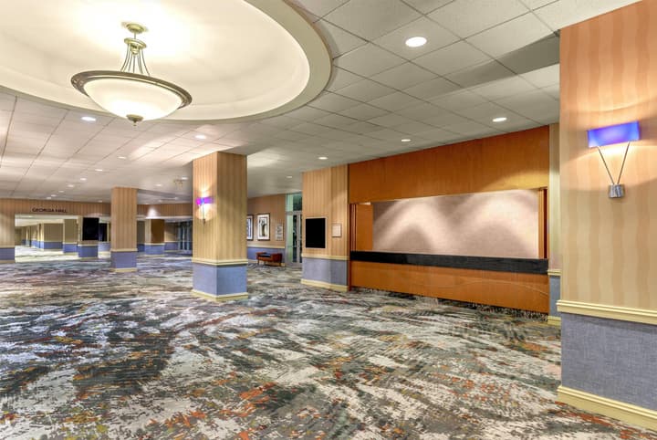 Courtland Grand Hotel, Trademark Collection by Wyndham