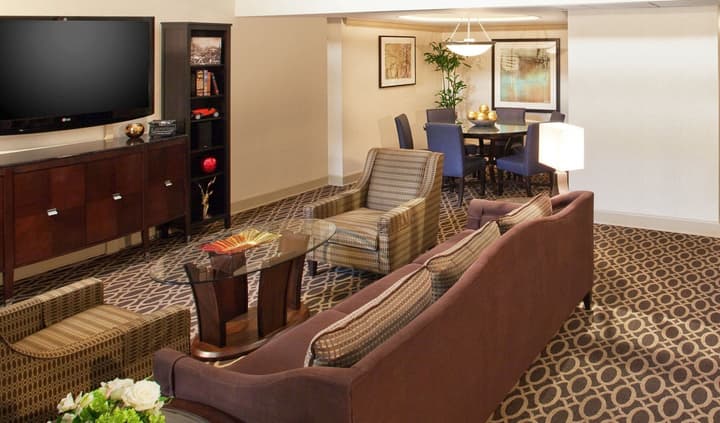 Courtland Grand Hotel, Trademark Collection by Wyndham
