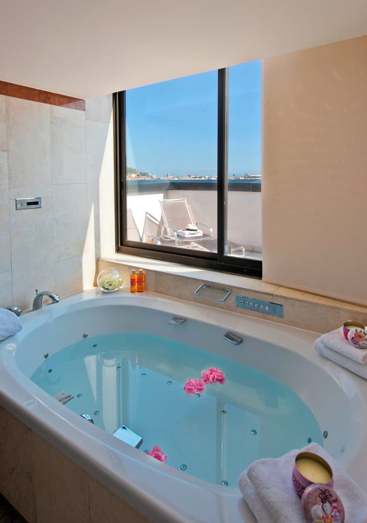 Holiday Inn Nice by IHG