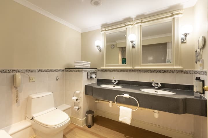 Holiday Inn London - Sutton by IHG