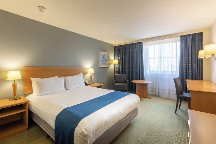 Holiday Inn London - Sutton by IHG