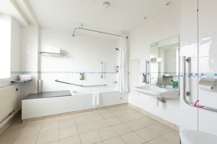 Holiday Inn London - Sutton by IHG