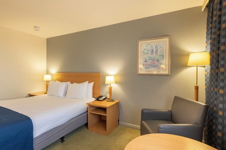 Holiday Inn London - Sutton by IHG
